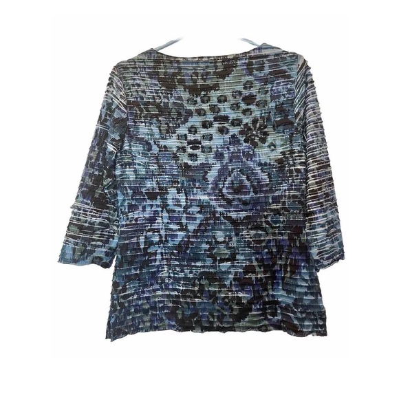 Coldwater Creek 3/4 Sleeve Blue Floral Formal Shirt Wrinkle Resistant Size XS/4 - Picture 2 of 3